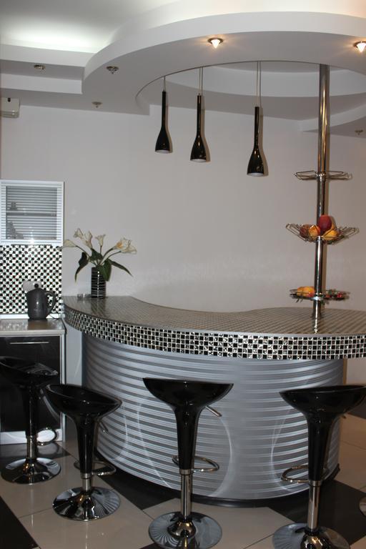 Cozy Apartment In Most City Center دنيبروبيتروفسك المظهر الخارجي الصورة